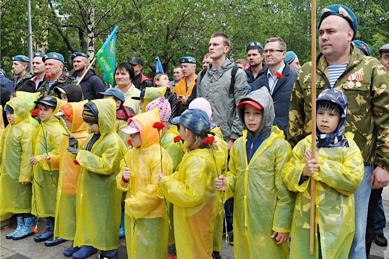 Фото - «Сделано много и с душой»: итоги шефской работы подвели на ЕВРАЗ НТМК